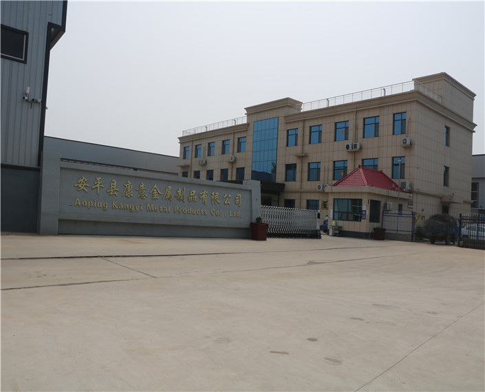 廠(chǎng)區(qū)大門(mén)